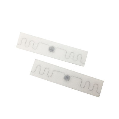 Fabric RFID Uhf Laundry Tag 20*86mm Tag RFID yang Dapat Dicuci dengan Mesin