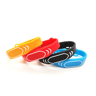Sesuaikan Gelang Silikon NFC Untuk Kampus / Taman Hiburan